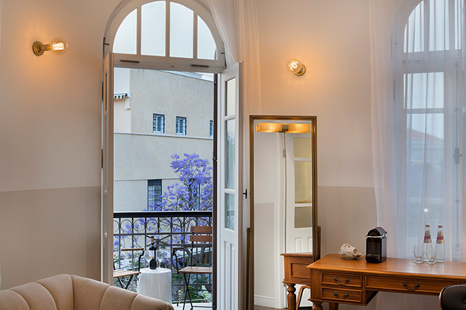gallery 19