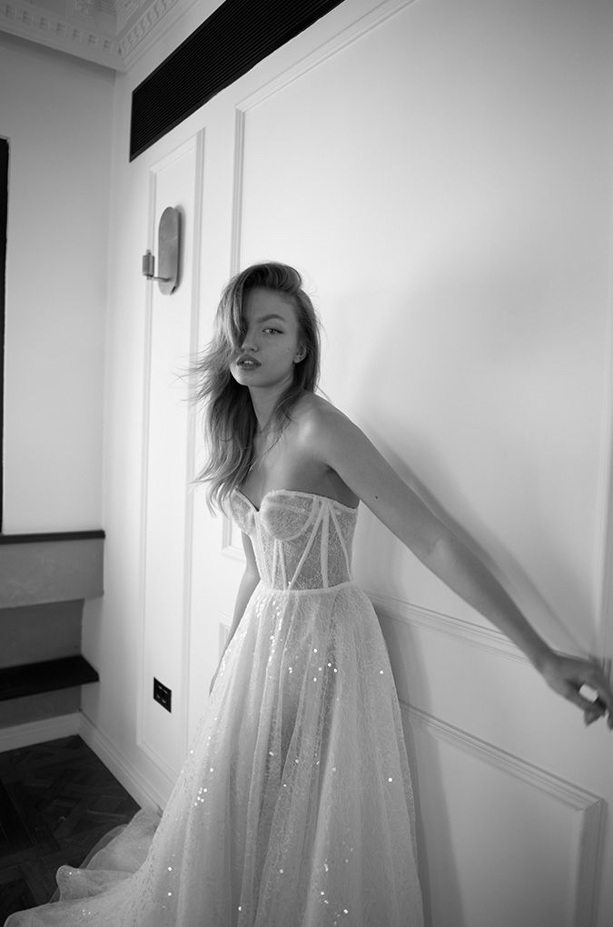 gallery 16 28