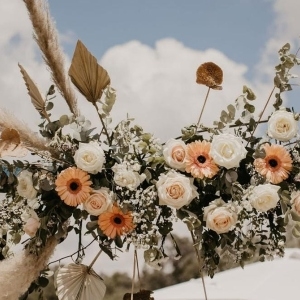 arya flowers | עיצוב אירועים בפרחים