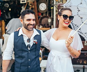 צבעוניות מלאת אופי וחום: החגיגה היפואית של יעל ומתן