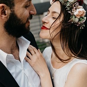 חמש סיבות גדולות להתחתן עכשיו - ובקטן