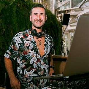 DJ Naor M | נאור מרציאנו