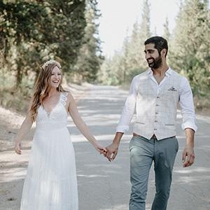 האירוע המושלם של מפיקת החתונות: חתונת השטח של אוריום ורז