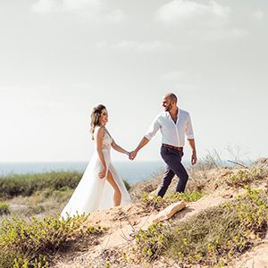 טרופי-שיק מגניב בחתונה השמחה של עדי ויובל
