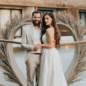 Backstage Romance: החתונה היפה של דבי ואוהד