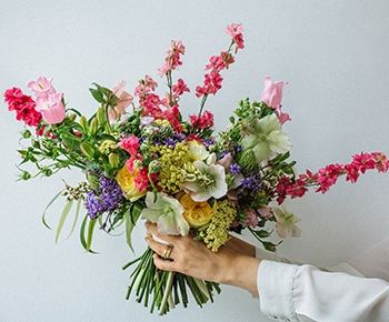 6 סגנונות יפהפיים ומיוחדים של זרי כלה