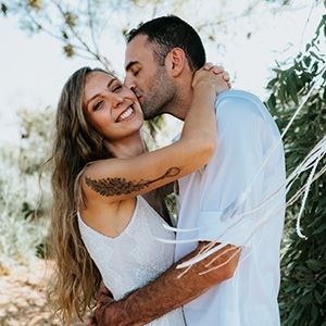River Side Love: חתונת השטח של אינה ועמרי